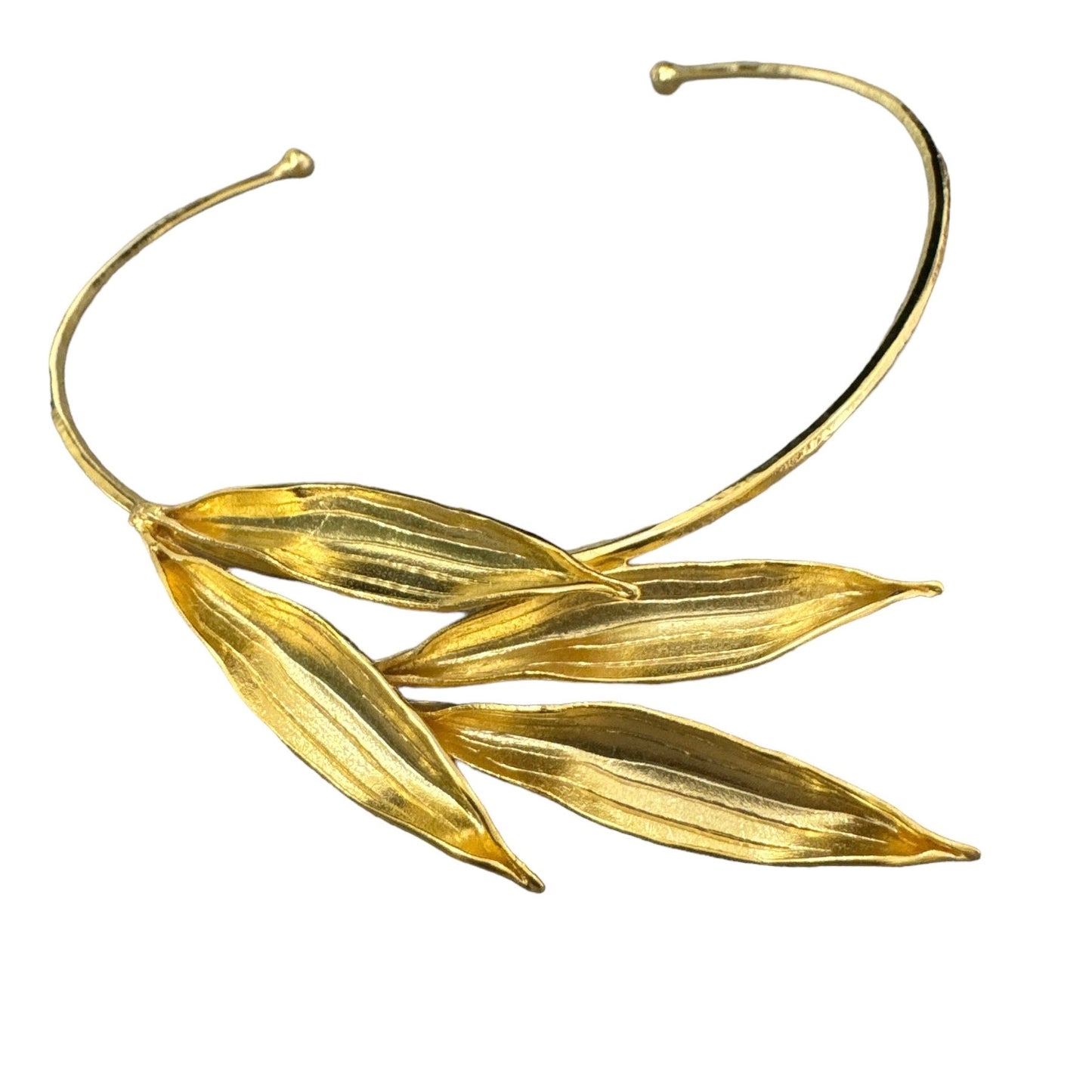 LEAF CHOKER