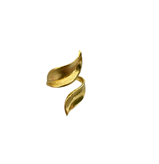 LEAF CHARM RING